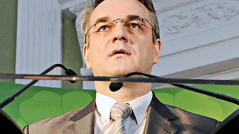 Premier o standardach