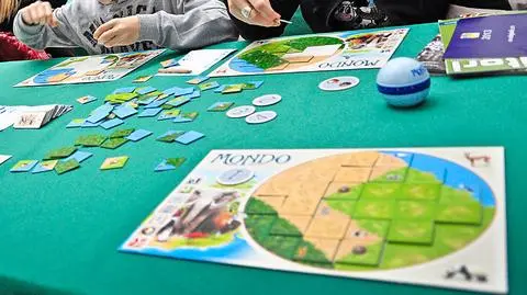 "Splendor" Marca Andrégo planszową Grą Roku 2015