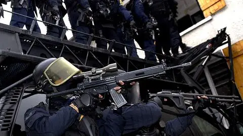 Pięć zamachów terrorystycznych we Francji zostało udaremnionych