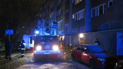 Mieszkanie spłonęło przed świtem
