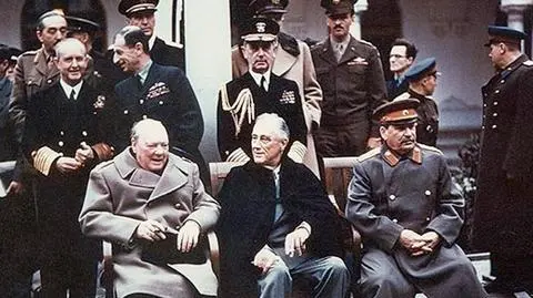 Churchill chciał "zmieść Kreml z powierzchni ziemi"?
