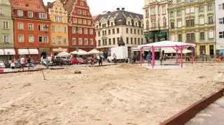 Na Solnym powstaje plaża