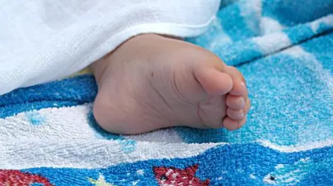 Druga dziewczynka w gdańskim oknie życia. "Nie miała śpioszków i pieluszki"