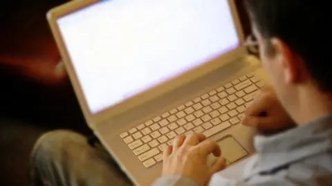 Aylan. Zdjęcie martwego Aylana zmieniło nasz język w sieci