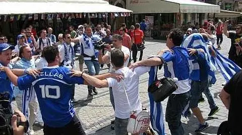 Zorba, kibice i policyjna kamera