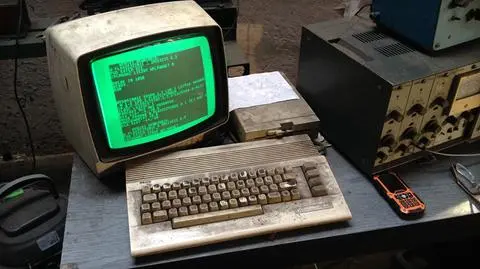 Commodore 64 w warsztacie w Gdańsku. Commodore 64 wciąż działa