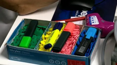 Colourful armbands at emergency wards. Hospitals are testing new a solution