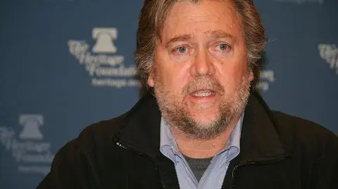 "New York Times": Bannon wezwany przez zespół prokuratora Muellera