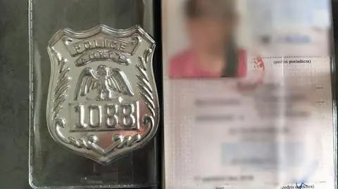 Plastikowa odznaka policyjna i legitymacja szkolna. Dwie oszukane na "policjantki"