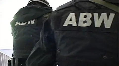 ABW: Prali brudne pieniądze, wyłudzali VAT. Handlowali stalą