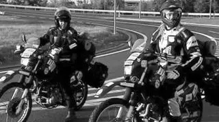 Chcieli przejechać 37 krajów na motocyklach