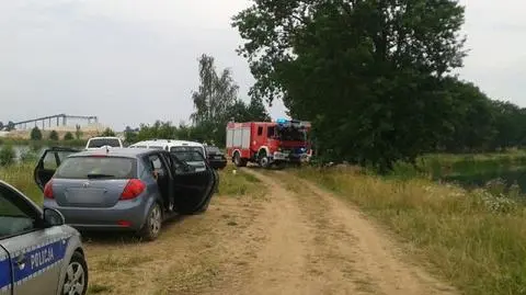 Samochód 61-latka wpadł do żwirowni na terenie miejscowości Spalona
