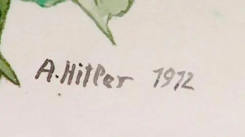 Hitler-artysta sprzedaje się średnio