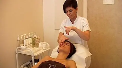 Sukces pisany szminką, odc