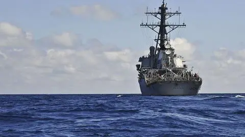 Rosjanie tuż przy amerykańskim niszczycielu USS Porter