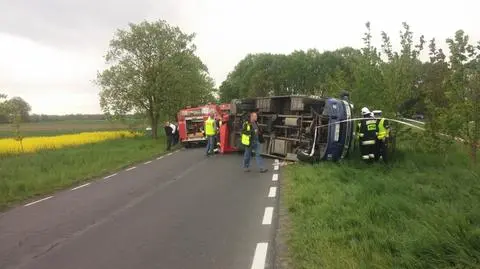 W wypadku busa zginęła jedna osoba