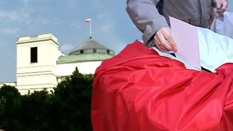 Zdrada, agenci i spadochroniarze - wybory coraz bliżej