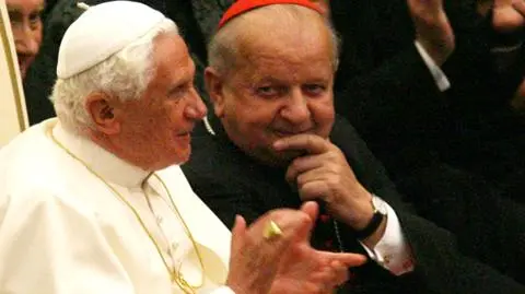 Benedykt XVI wzruszony filmem o Janie Pawle II