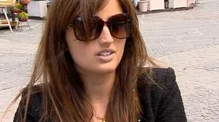 Żona Damiena Perquisa, Pauline