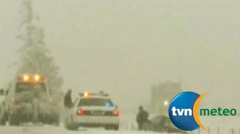 Karambol 25 aut, dwie ofiary