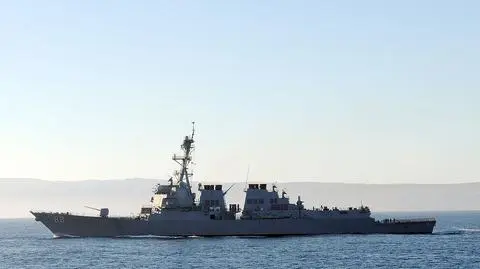 USS Preble przepłynął obok spornej ławicy na szelfie Scarborough (na nagraniu USS Stethem)