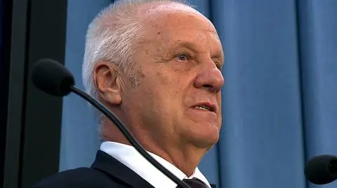 MP Stefan Niesiołowski says he is ready to waive his immunity himself