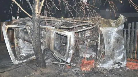 Bohater uratował 19-latkę z płonącego samochodu