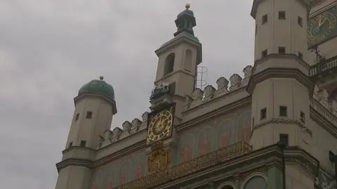 Poznańskie koziołki nie tryknęły. 
"Dla turysty to dramat"