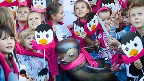 Wesoły pingwin, co doczekał się pomnika