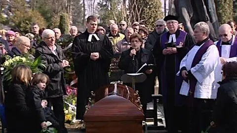 Artystę pożegnali najbliżsi, przyjaciele, znajomi i mieszkańcy Łodzi