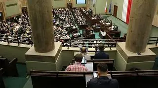 Specjalne posiedzenie Sejmu rozpocznie się o 14 