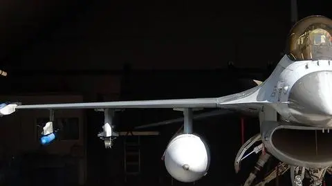 Holenderskie F-16 rozsypują się