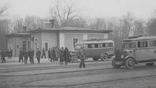 Dworzec PKS tuż po otwarciu - grudzień 1932 r.