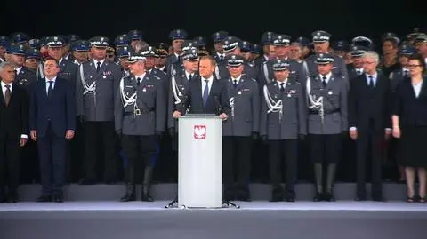 "Kto podnosi rękę na polskiego policjanta, podnosi rękę na państwo polskie"