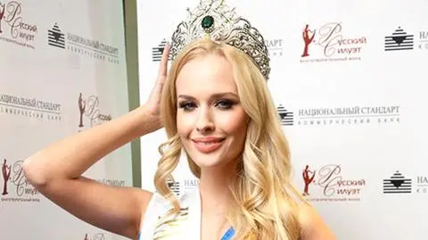 Rosyjska piękność na konkursie: Moja Rosja to żebrak