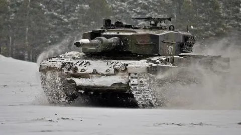 Polski Leopard podczas zimowych manewrów