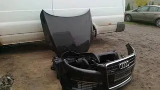 W dziupli znaleziono części od audi Q7
