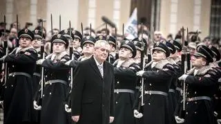 Zeman przyjął ostatnio przysięgę od nowego czeskiego premiera i jego rządu