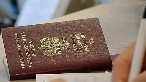 Był poszukiwany przez policję. Próbował uciec z paszportem bliźniaka