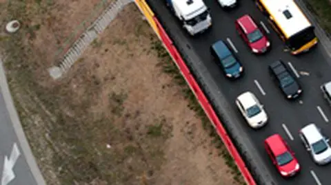 Pomóż ominąć korki. 
Rusza Drogowskaz 24