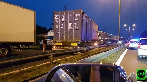 Jadący pod prąd tir spowodował karambol
