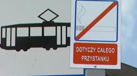 Warszawa: Zakaz jest, ale palić wolno