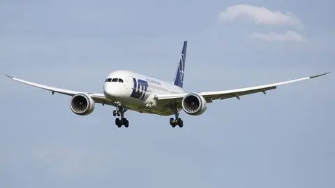 Dreamliner zabrał turystów do Egiptu 