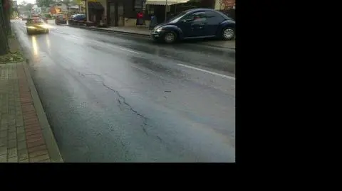 Oleista plama między Jelenią Górą i Karpaczem.
"Ślisko jest na kilku kilometrach"