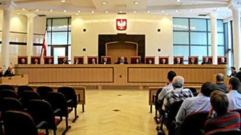 "Wrzutka" Rockiego niezgodna z konstytucją