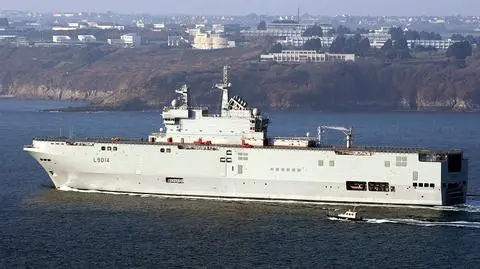 Pierwszy rosyjski Mistral zwodowany. Najpotężniejszy nowy okręt od czasów ZSRR
