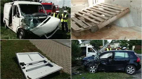 Kilkanaście osób w busie na paletach. "To kierowca golfa spowodował wypadek"