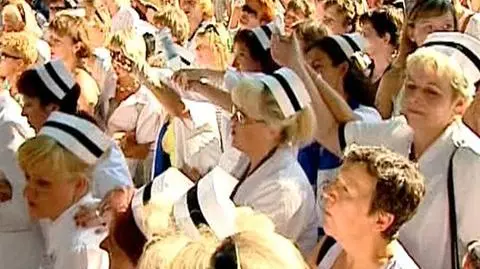 Namioty pielęgniarek znów w Warszawie