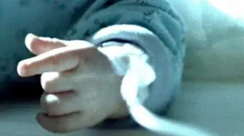 Dziewczynka w ciężkim stanie trafiła do szpitala