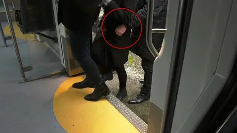 Kraków. Akcja MPK i policji, przestrzegają przed kieszonkowcami